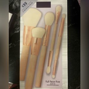 Tarte makeup brushes, “Full Face Five” set. New in box.